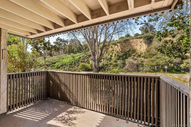 8503 Villa La Jolla Dr E, La Jolla, CA 92037