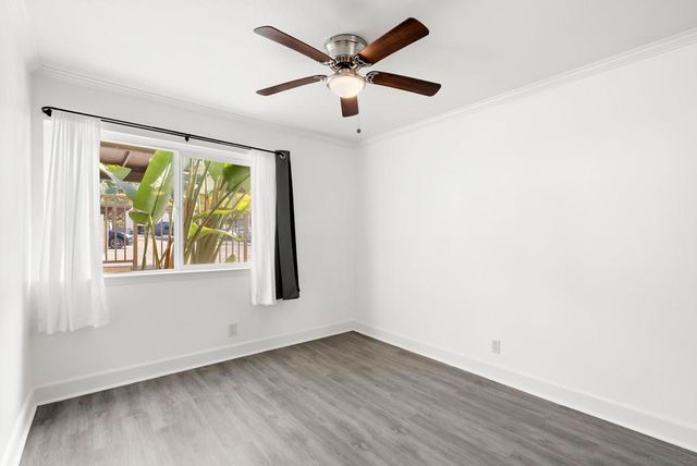 8503 Villa La Jolla Dr E, La Jolla, CA 92037