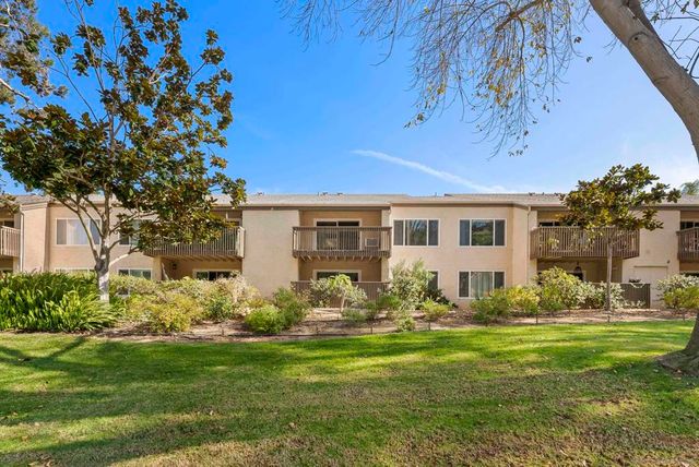 8503 Villa La Jolla Dr E, La Jolla, CA 92037
