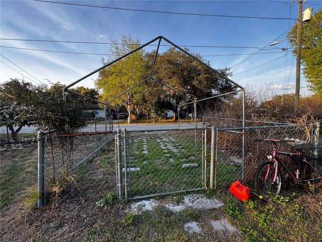 659 ALPINE STREET, Mascotte, FL 34753