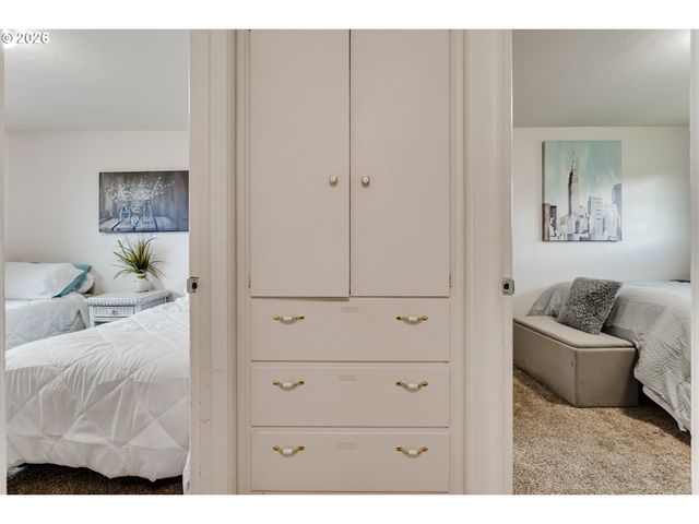 1141 W 24TH Ave, Eugene, OR 97405