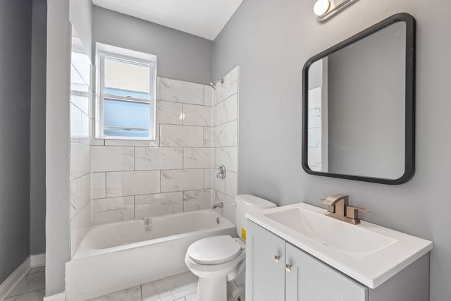 2408 S TRUMBULL Avenue, Chicago, IL 60623