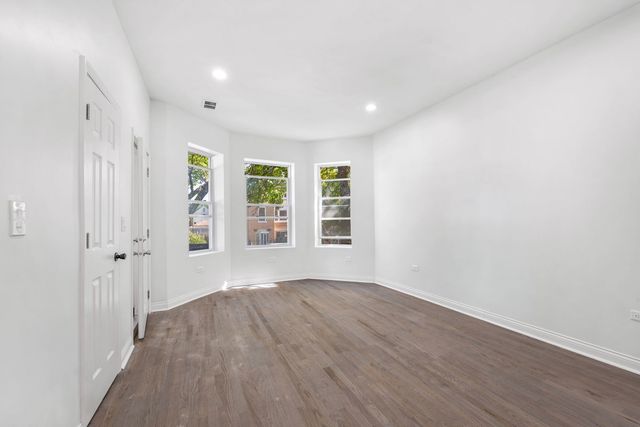 2408 S TRUMBULL Avenue, Chicago, IL 60623