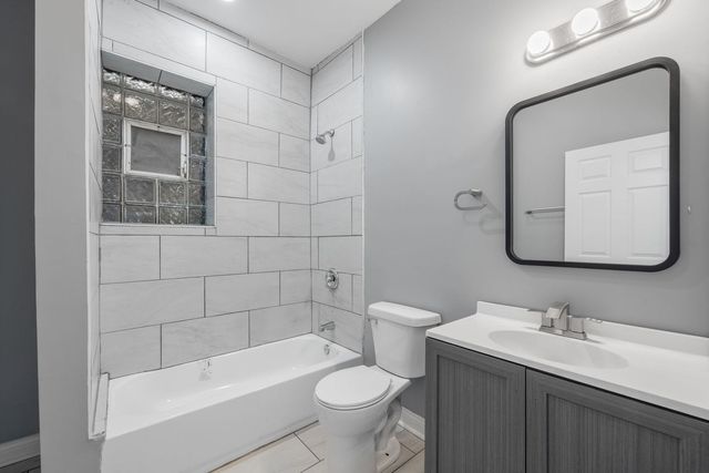 2408 S TRUMBULL Avenue, Chicago, IL 60623