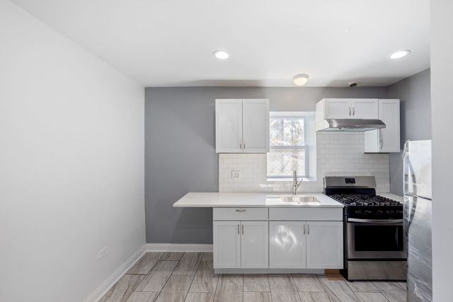 2408 S TRUMBULL Avenue, Chicago, IL 60623