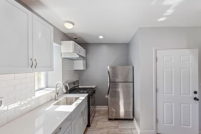 2408 S TRUMBULL Avenue, Chicago, IL 60623