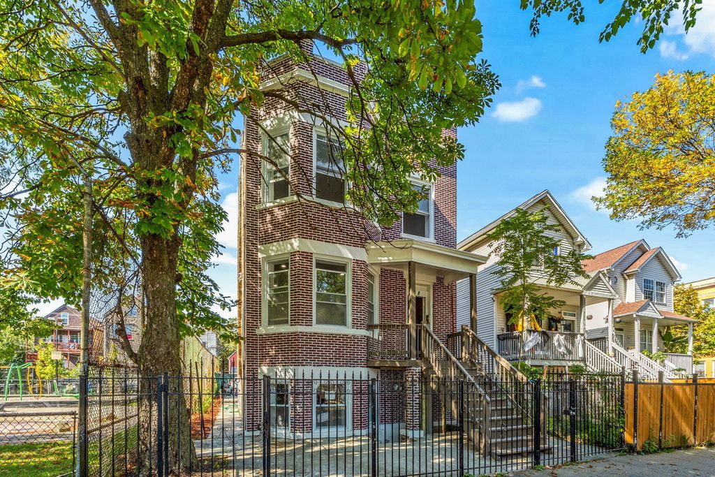 2408 S TRUMBULL Avenue, Chicago, IL 60623