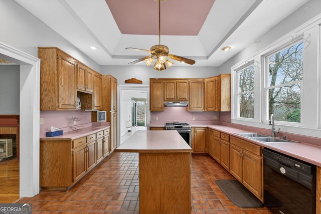 402 Tom Bell Road, Milner, GA 30257