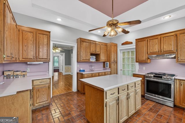 402 Tom Bell Road, Milner, GA 30257