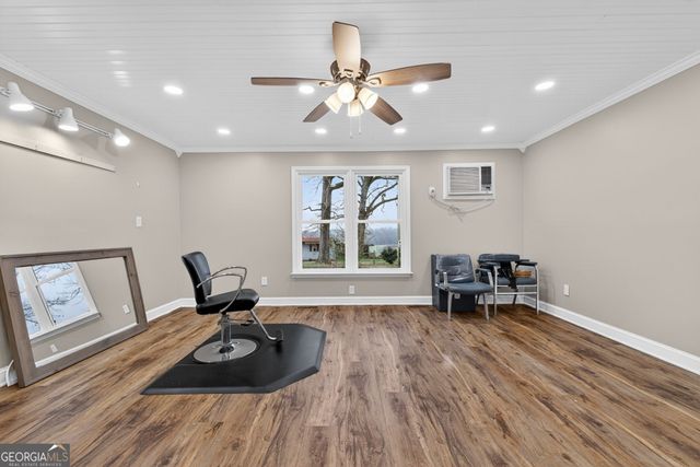 402 Tom Bell Road, Milner, GA 30257