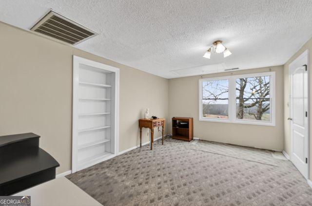 402 Tom Bell Road, Milner, GA 30257