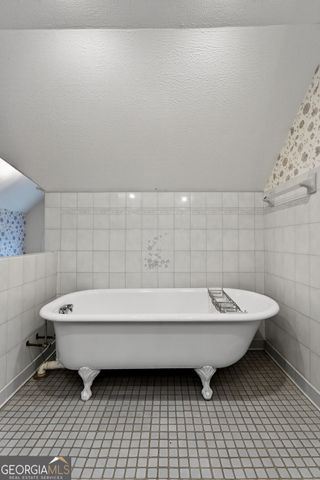 402 Tom Bell Road, Milner, GA 30257