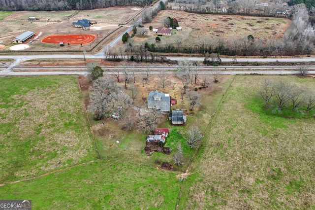 402 Tom Bell Road, Milner, GA 30257