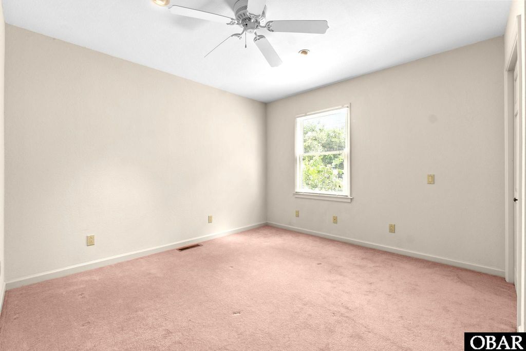Image 14 of property listing at 2307 Bay Drive, Kill Devil Hills, NC 27948