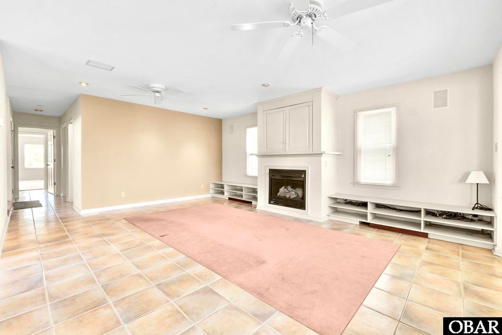 Image 7 of property listing at 2307 Bay Drive, Kill Devil Hills, NC 27948