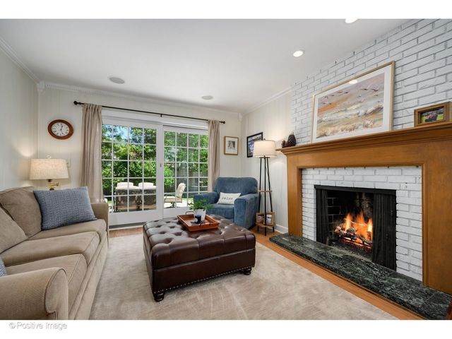 1367 SANFORD Lane, Glenview, IL 60025