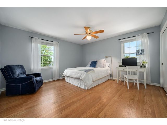 1367 SANFORD Lane, Glenview, IL 60025
