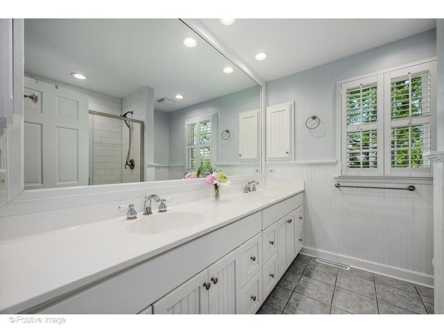 1367 SANFORD Lane, Glenview, IL 60025