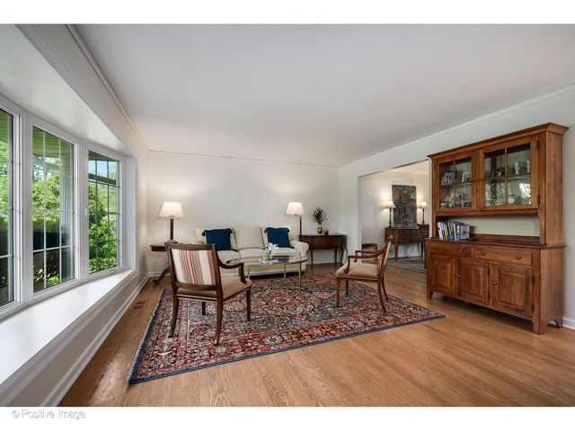 1367 SANFORD Lane, Glenview, IL 60025