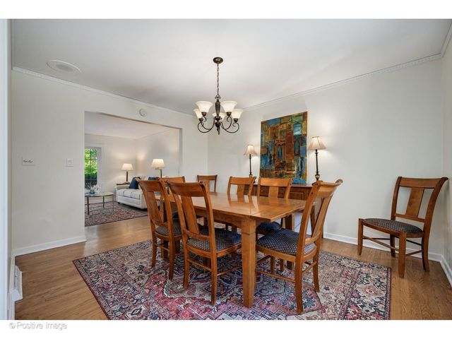 1367 SANFORD Lane, Glenview, IL 60025