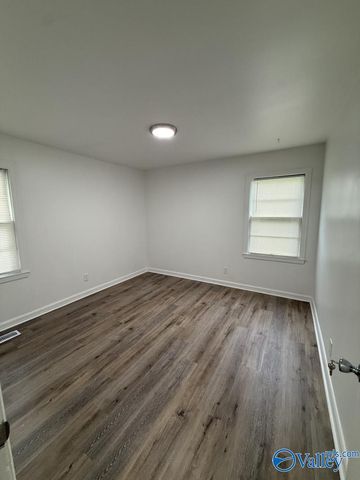 2206 Hill Street NW, Huntsville, AL 35810