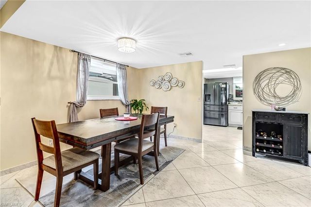 185 Cypress Way E Apt A106 106, Naples, FL 34110