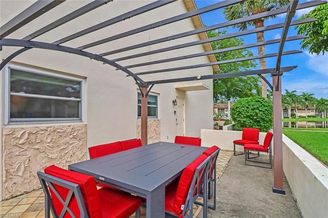 185 Cypress Way E Apt A106 106, Naples, FL 34110