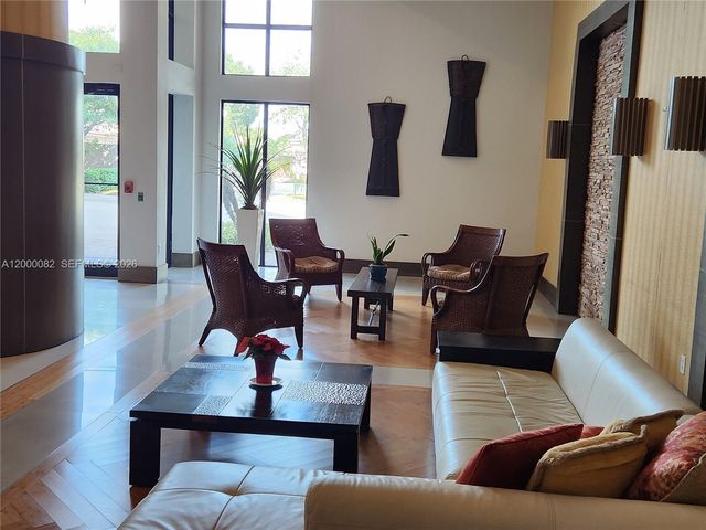 4242 NW 2nd St 1202, Miami, FL 33126