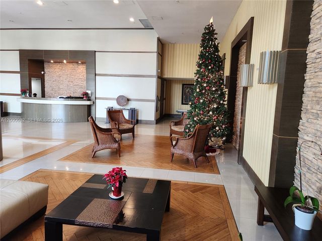 4242 NW 2nd St 1202, Miami, FL 33126