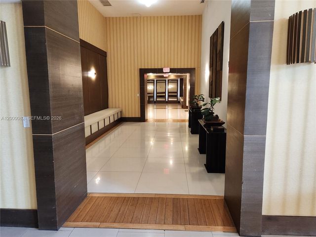 4242 NW 2nd St 1202, Miami, FL 33126