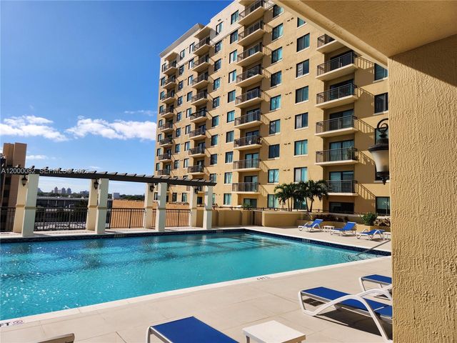 4242 NW 2nd St 1202, Miami, FL 33126