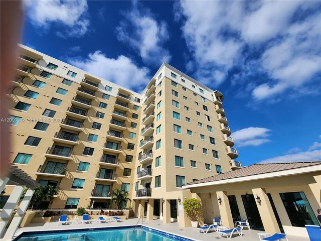 4242 NW 2nd St 1202, Miami, FL 33126