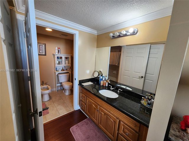 4242 NW 2nd St 1202, Miami, FL 33126