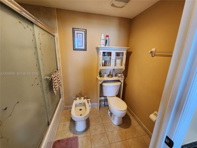 4242 NW 2nd St 1202, Miami, FL 33126