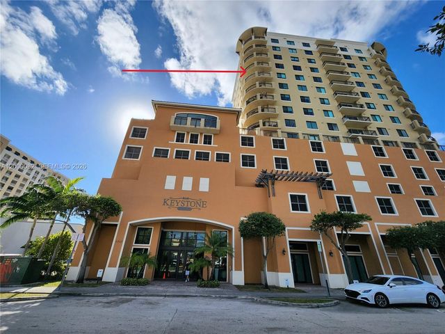 4242 NW 2nd St 1202, Miami, FL 33126