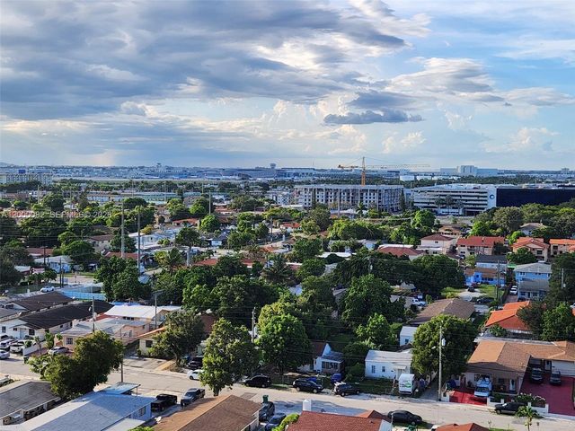 4242 NW 2nd St 1202, Miami, FL 33126