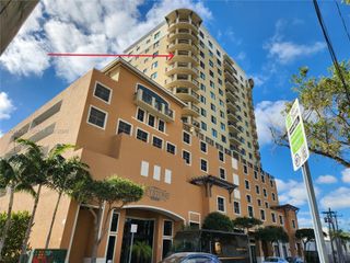 4242 NW 2nd St 1202, Miami, FL 33126
