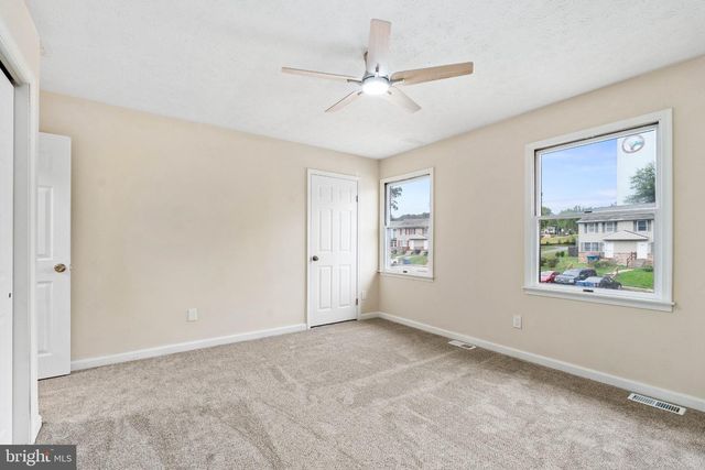 173 E VILLAGE RD, Elkton, MD 21921