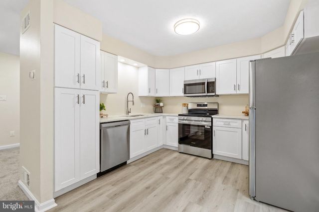 173 E VILLAGE RD, Elkton, MD 21921