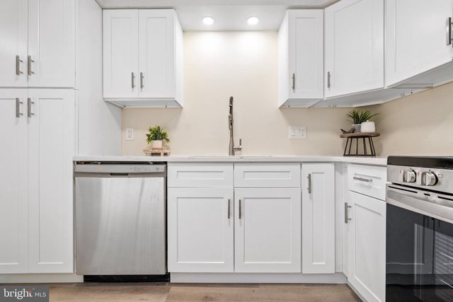 173 E VILLAGE RD, Elkton, MD 21921
