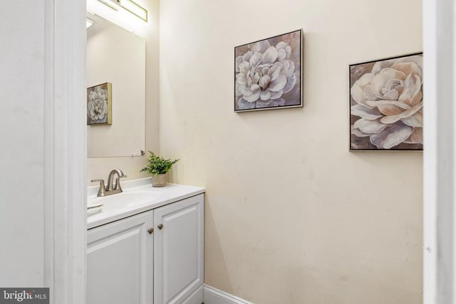 173 E VILLAGE RD, Elkton, MD 21921