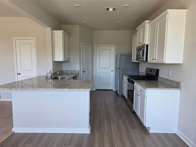 14107 Mainmast Drive, Texas City, TX 77510