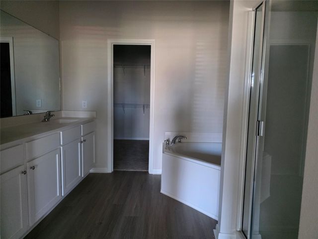 14107 Mainmast Drive, Texas City, TX 77510