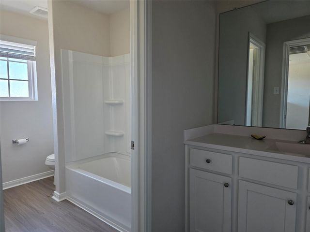 14107 Mainmast Drive, Texas City, TX 77510