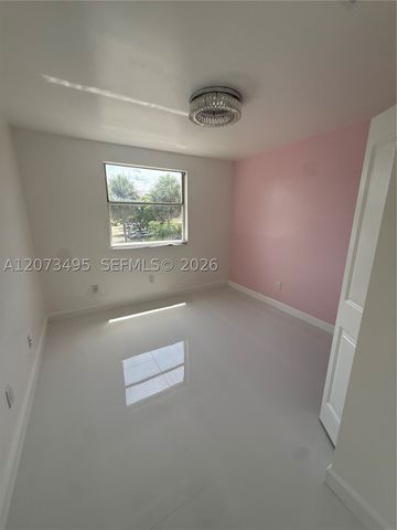 875 NW 99th Ave 0, Plantation, FL 33324