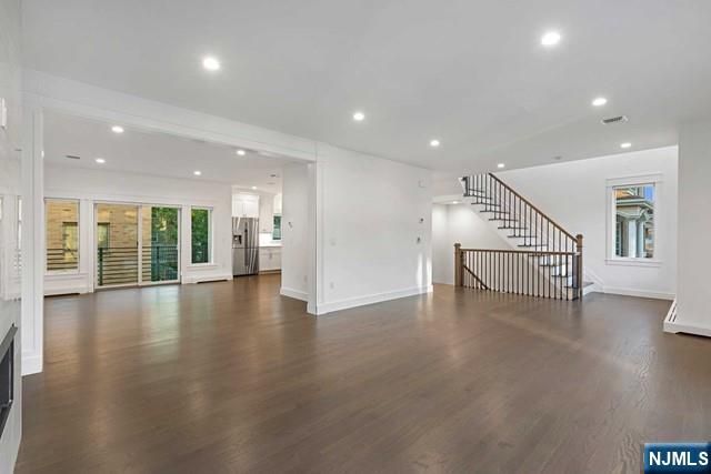 303 4th Street A, Palisades Park, NJ 07650