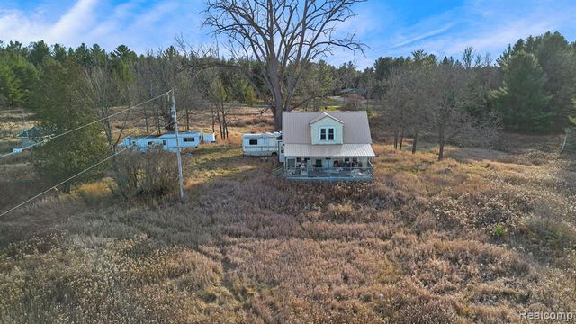 4901 M-55, Tawas City, MI 48763