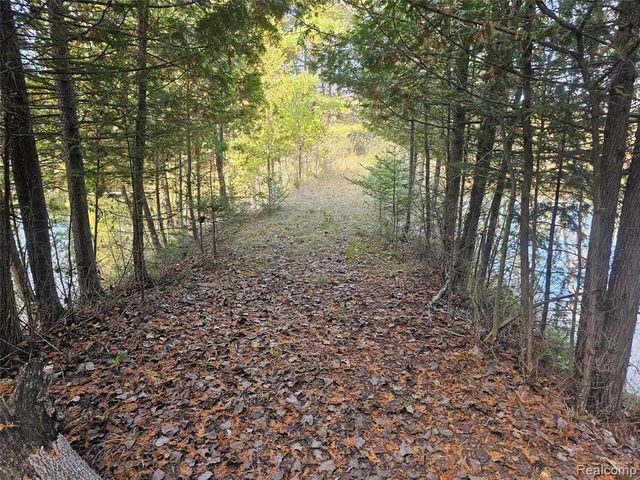 4901 M-55, Tawas City, MI 48763