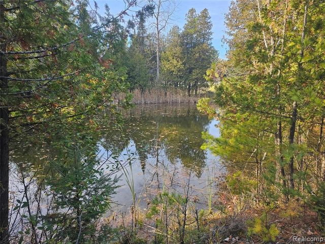 4901 M-55, Tawas City, MI 48763