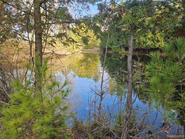 4901 M-55, Tawas City, MI 48763